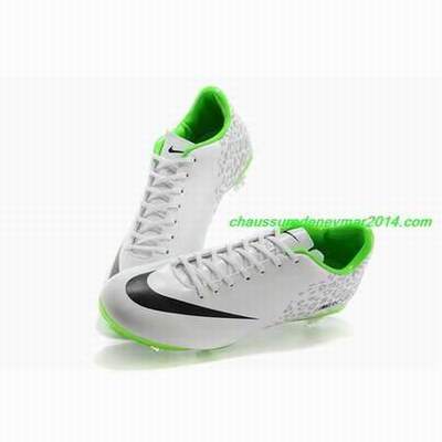 chaussure de foot lyon